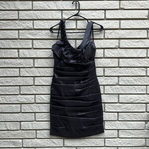 MAX and Cleo Metallic Pleated Floral Detail Dress Sz 8